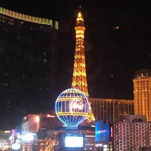 Meet your Posher, Venisa